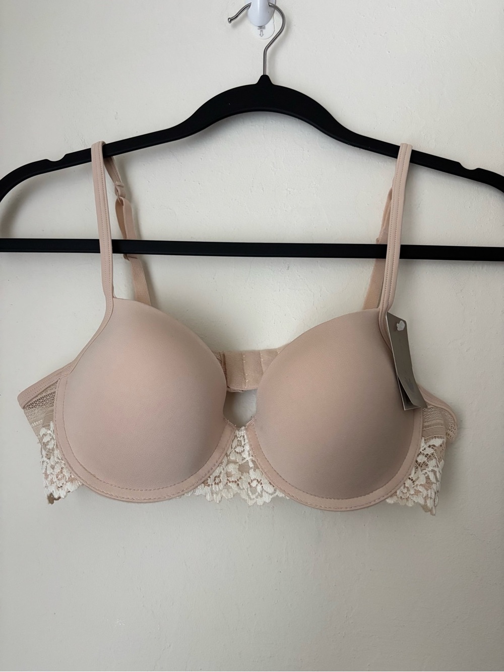 Wacoal Embrace Lace Petite Push Up Underwire Bra in Sand Size 36A NEW Padded